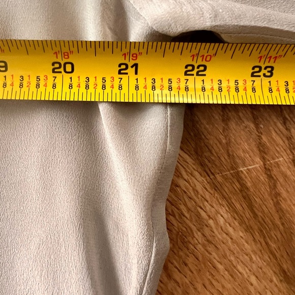 CAbi - Silk Blouse - Cream Long Sleeve LARGE - Picture 10 of 10